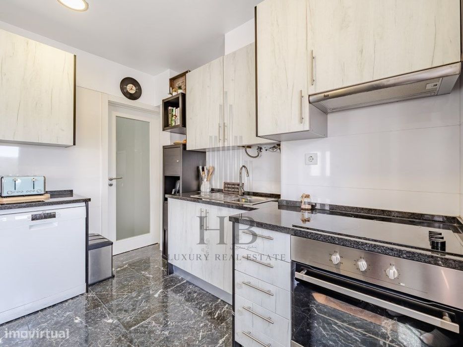 Apartamento T2+1 em Queluz