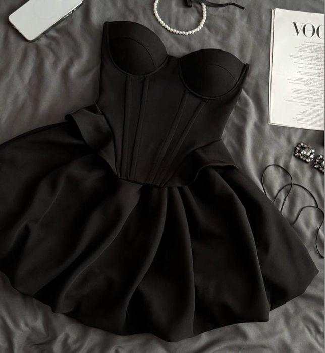 Сукня чорна комплект корсет і спідниця