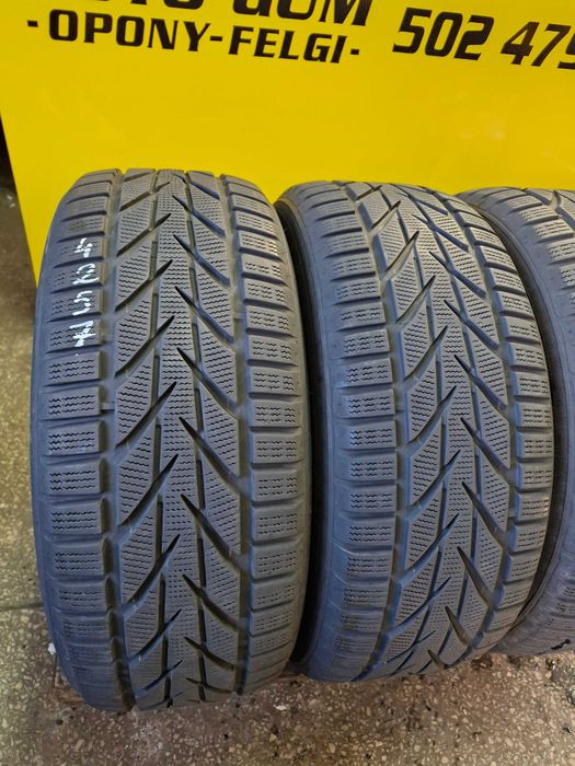 Opony Zimowe 225/55R16 Toyo SnowProx S953 4sztuki Montaż