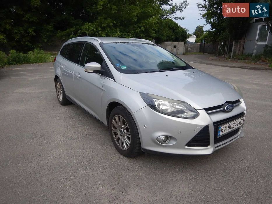 Ford Focus 2011 Автопаркування