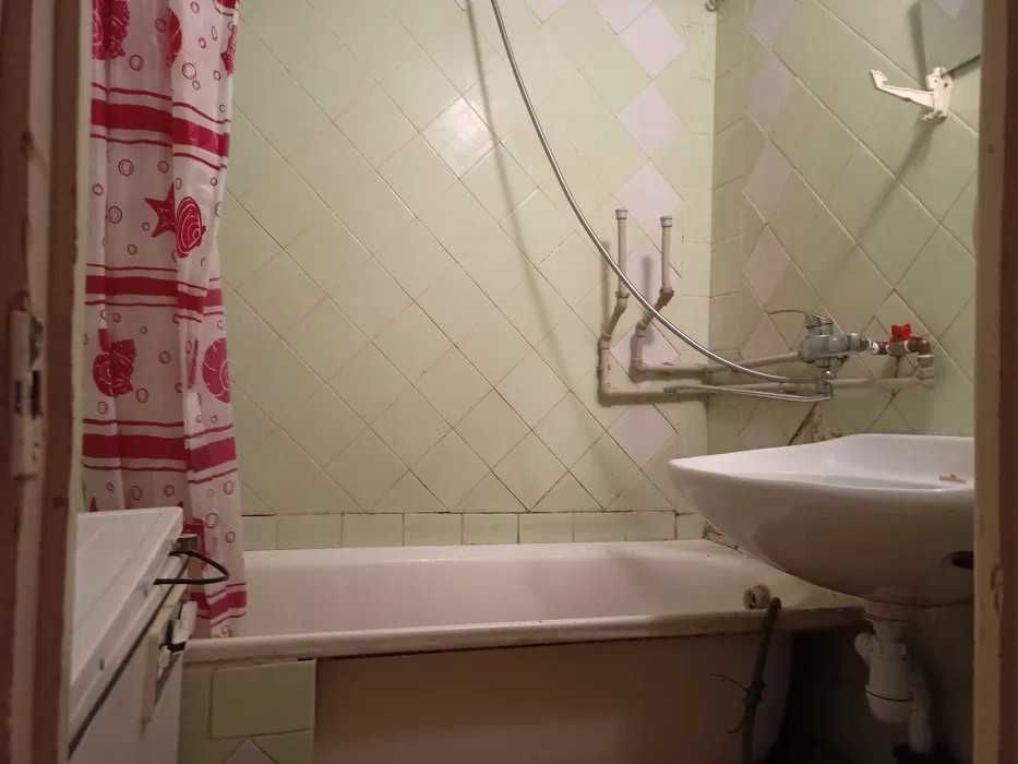 Центр Градецкий сдам 3 комнатную Ул.Котряревского