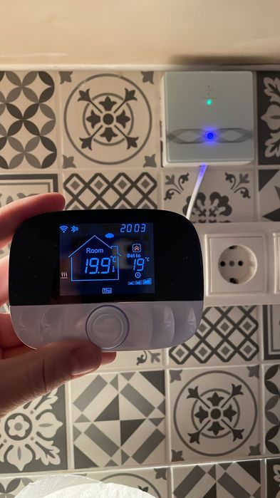 Беспроводной термостат TUYA Smart Wifi для котла или ТП