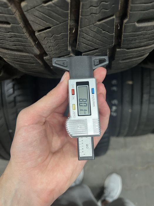 Шини,Резина,Комплект,Зима 205/65/16c 107/105T Michelin Agilis Alpin