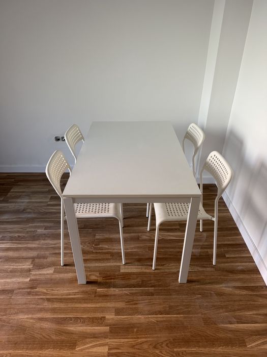 Mesa + 4 cadeiras IKEA Vihals | Excelente estado | Oportunidade