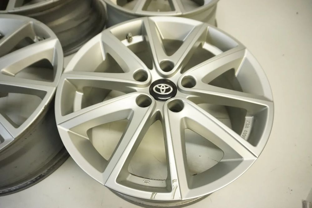 felgi 17 toyota chr rav-4 avensis yaris iv cross auris corolla camry p