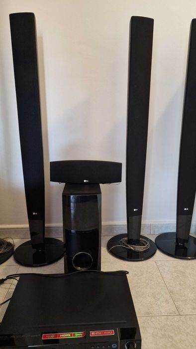 Sistema som LG surround 6 speakers