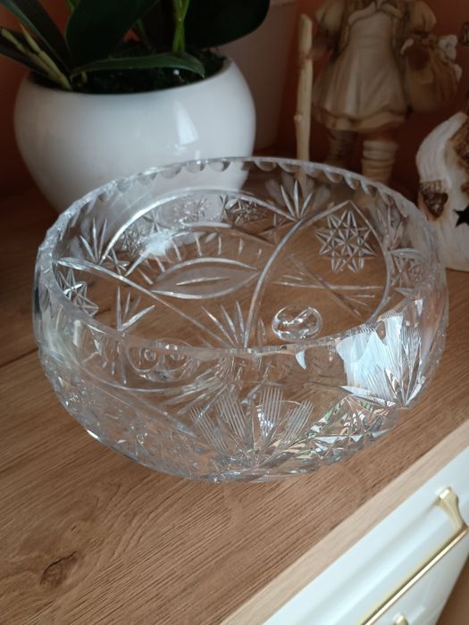 Kryształowa misa z PRL.