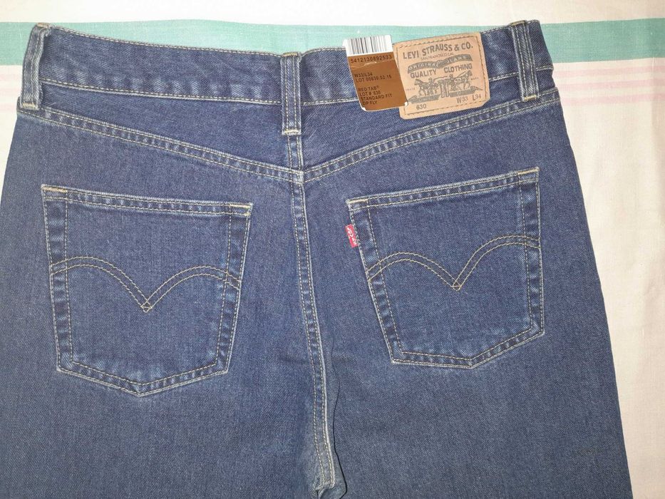 Джинсы LEVIS 630