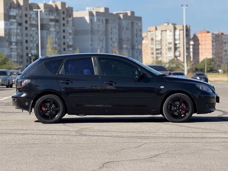 Продам Мазда 3 1.6