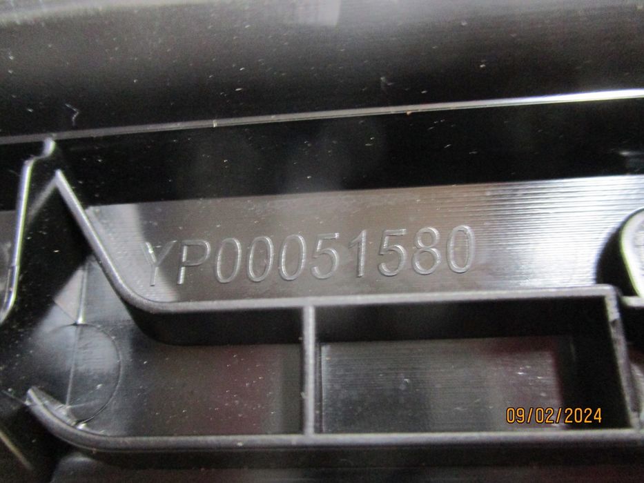 Listwa Szyby Czołowej Opel Grandland N7 Yp00051480
