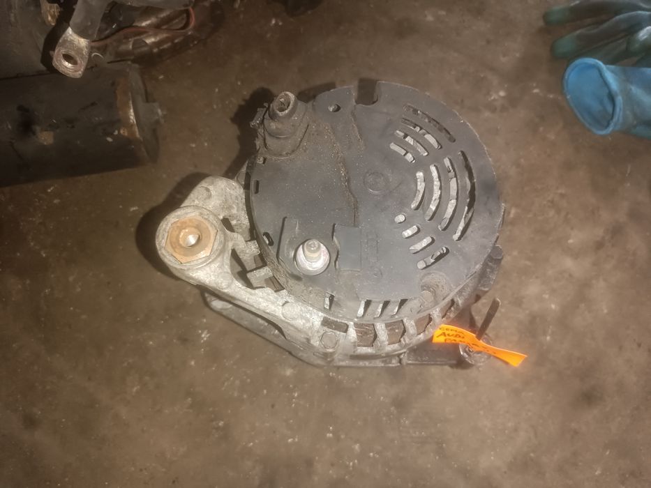 Audi A4 B5 Passat B5 2.5 TDi alternator 120A 059.903.015G
