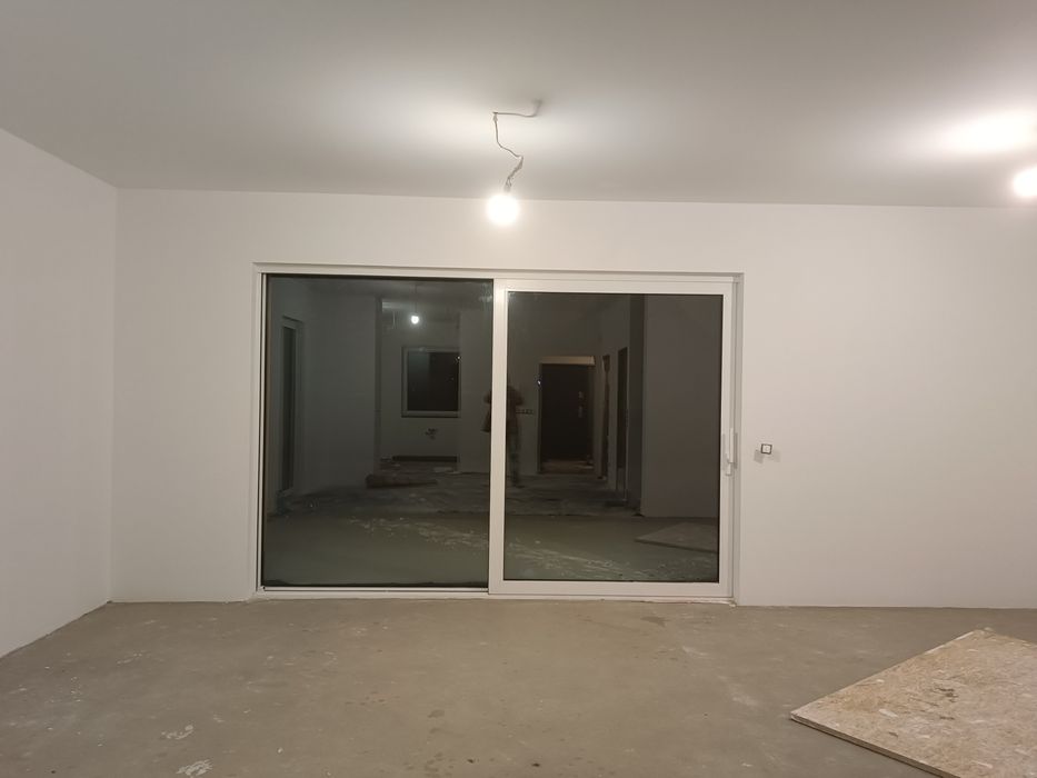 Gładź gipsowa, malowanie