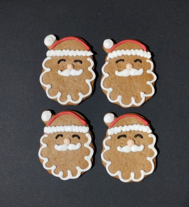 Pierniczki świąteczne pierniki lukrowane lukier piernik Mikołaj łoś