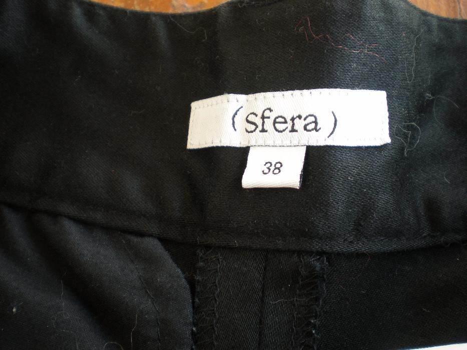 Calças pretas 38 sfera