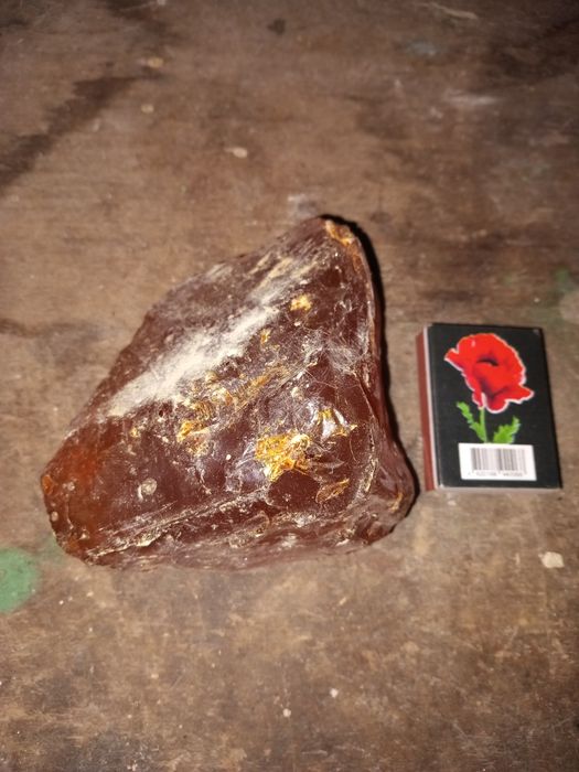 Канифоль сосновая расфасованная ссср. + большой кусок.