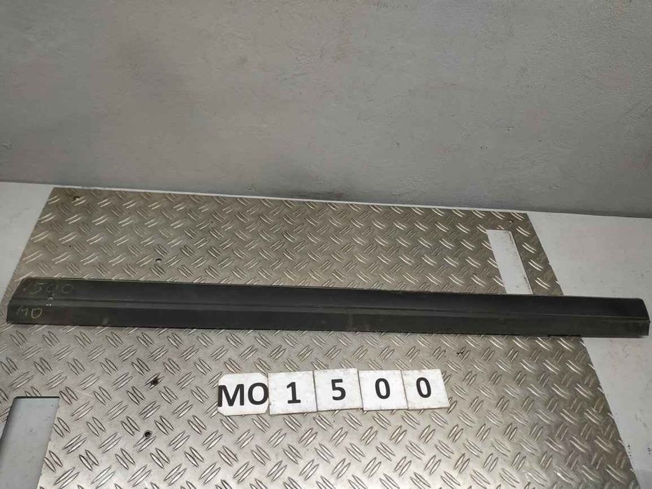 Nissan Murano Z51 2008-2014 Молдинг дверей перед RH