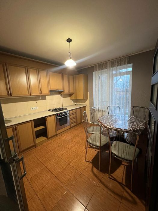 Здам 1 кімнатну дворівневу квартиру