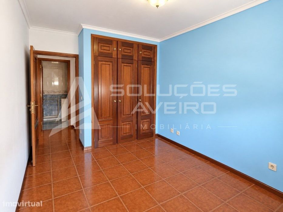 Apartamento T2 No Centro De Águeda | Garagem E Elevador
