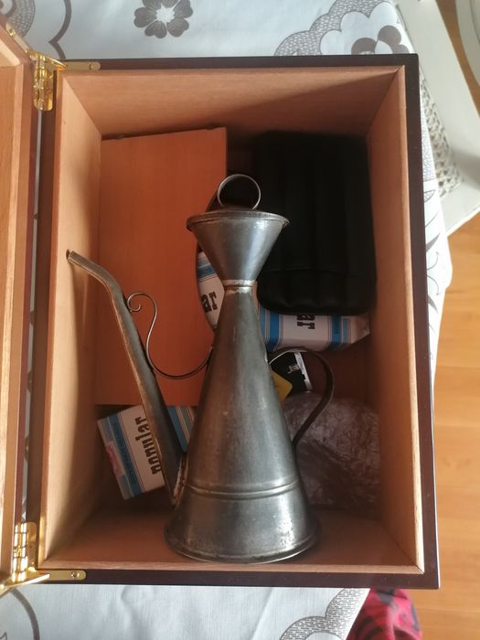 Antiga  Almotolia em Metal Oriente Medio Sec.xix