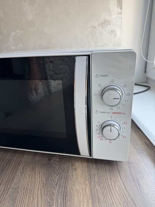 Kuchenka mikrofalowa TOSHIBA MWP-MM20P (BK)