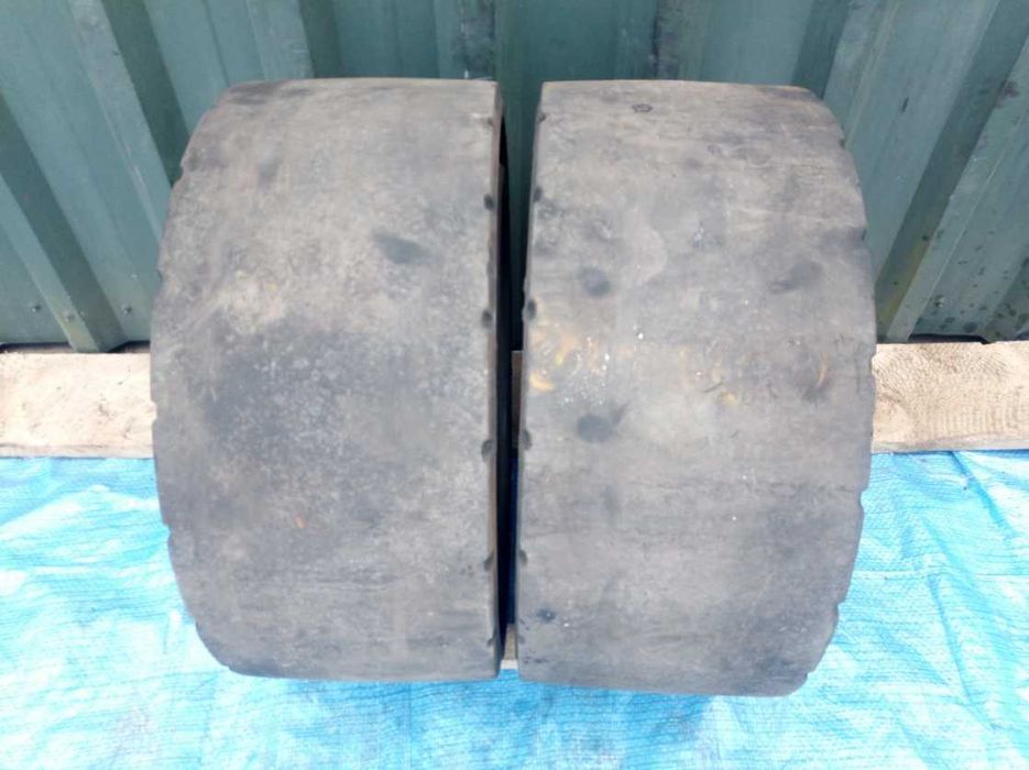 Opony Solideal 27x10 - R 12 250/75 Pełne X Treme