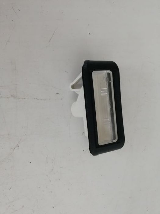 Farolim luz matricula citroen Berlingo /jumpy /peugeot partner /expert / Fiat scudo 2008 a 2016(novo)