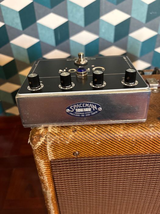 Spaceman Orion - real spring analog reverb