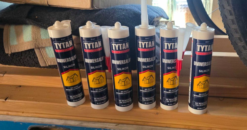 Silikon Uniwersalny Tytan Professional 280 ml Biały Elastyczny
