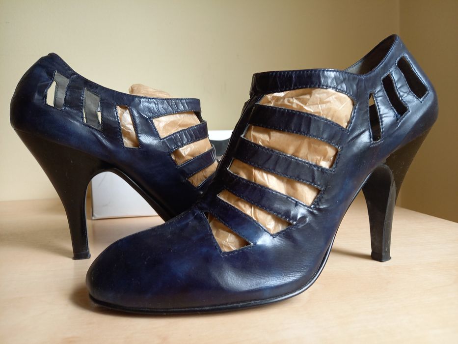 buty damskie NINE WEST stan BDB skóra naturalna - granatowe