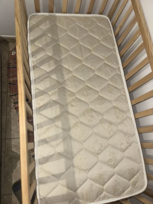 Vendo berço que nenem, 7 meses mais meu filho dormiu nem 5 vezes nele