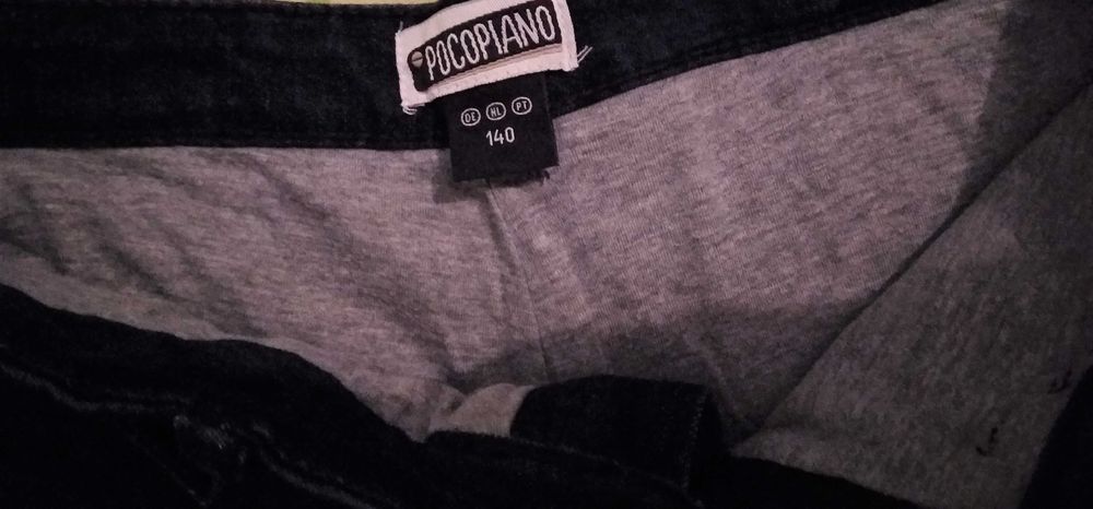 Conjunto casaco malha e 2 calças