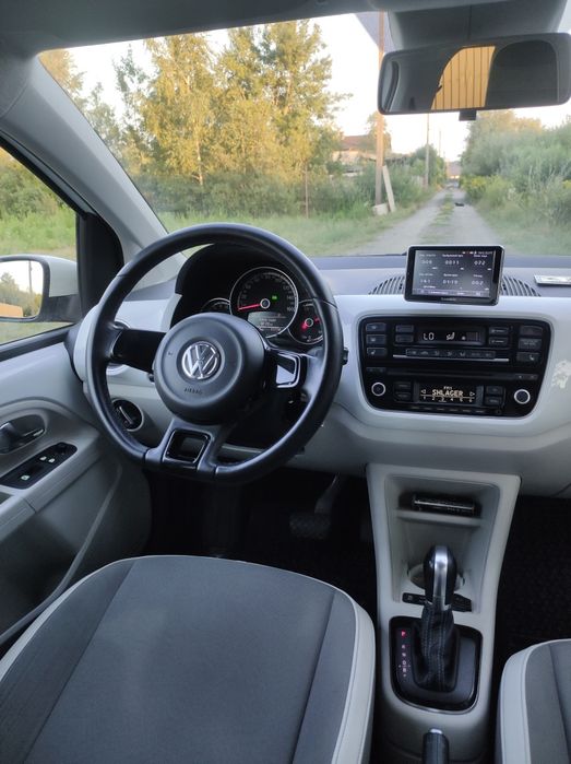 Продам Volkswagen e-up