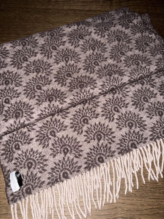 Dea Kudibal Obszerny Wełniany Brązowy Szalik Premium 100% Wełna