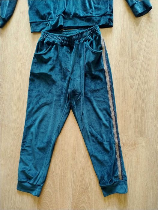 welurowy komplet dresowy rozmiar S