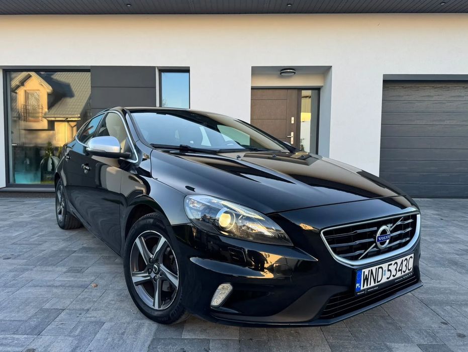 Volvo V40