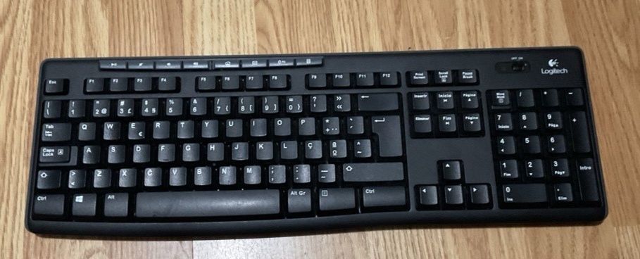 Teclado Wireless Logitech K270 (Full Size com Numérico) Como novo.