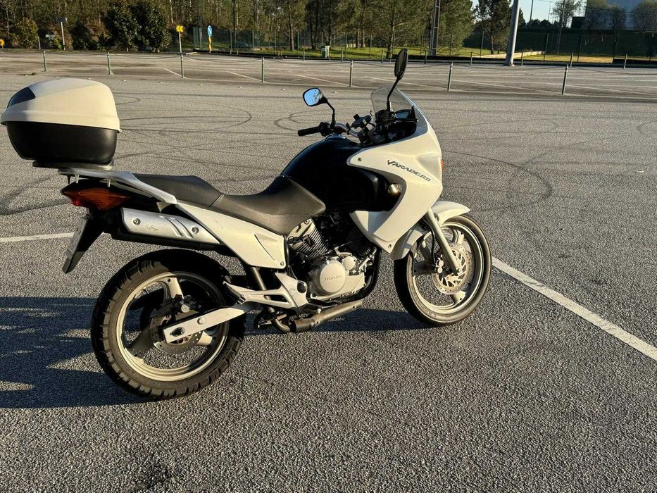 moto varadero 125