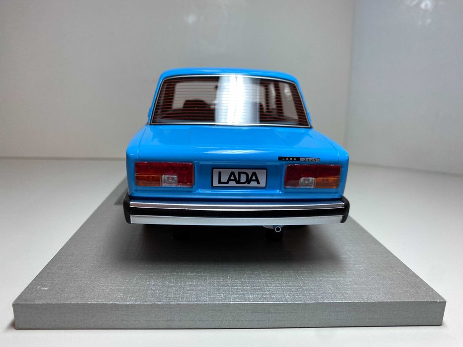 LADA - 2105 1/18 Limited Edition 010/200 CN VAV (ZD1802 Baby blue