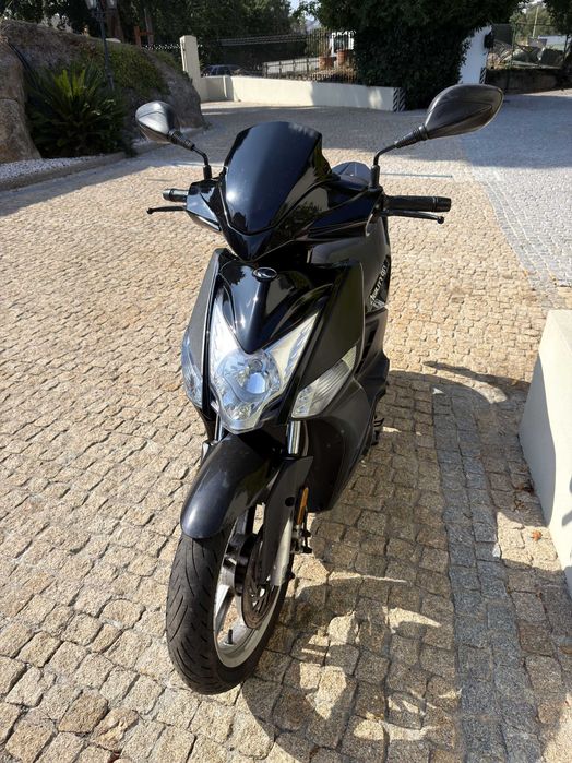 Scooter 125cc - Kymco New Agility City Automática