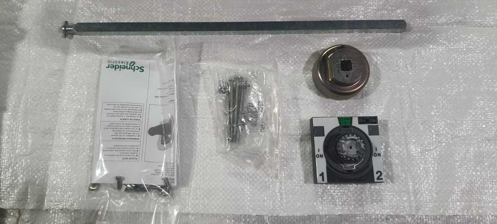 Виносна поворотна ручка до перемикача ввода Schneider Electric 31055