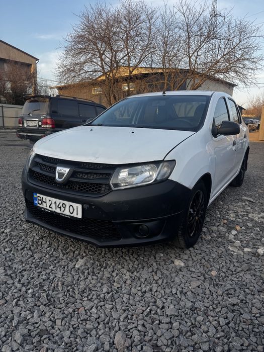 Продам Dacia Logan 2016 год 1.2л Газ-бензин