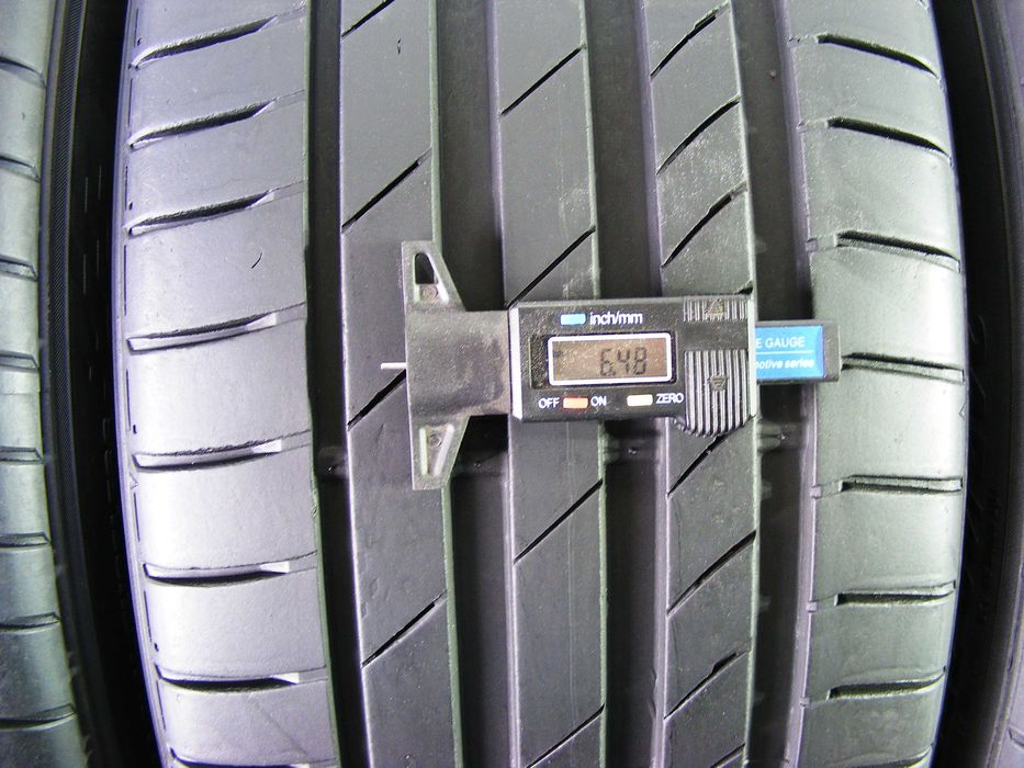 Літня гума 245/40/ZR 20 -4 шт.Kumho Ecsta PS71.