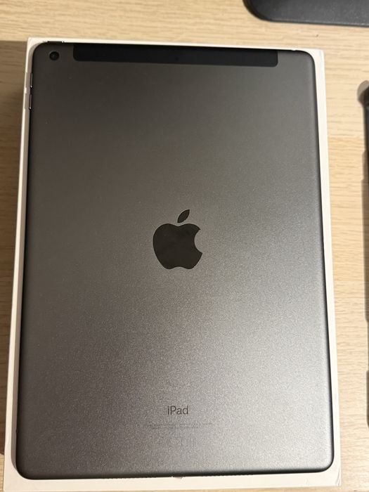 iPad 9 gen. WiFi + Cellular 64 gb
