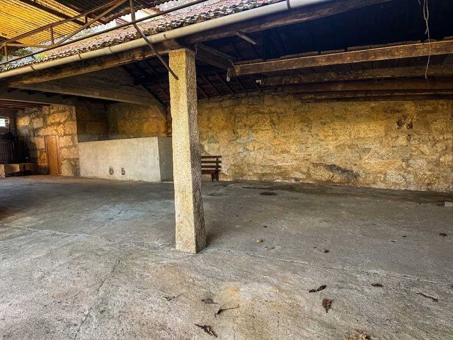 Quinta rústica 578m²,  Negreiros Barcelos (lote2400m2 de construção)