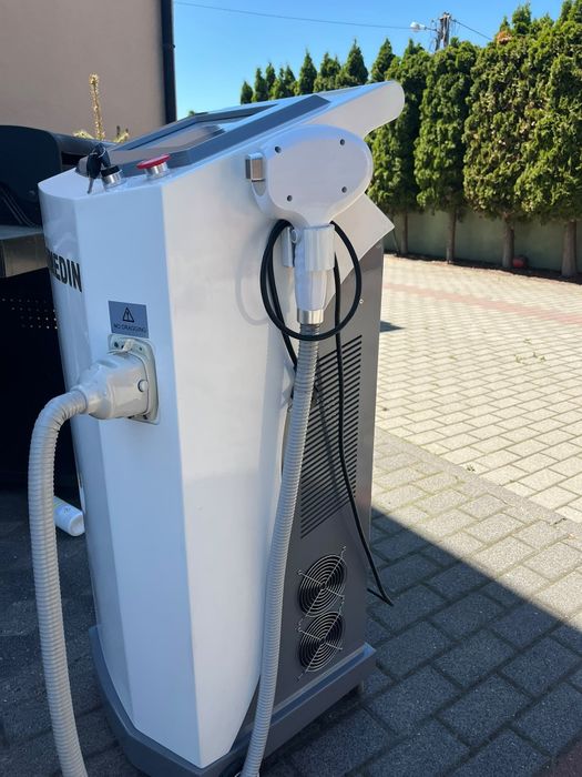 Laser diodowy do depilacji LUMEDIN