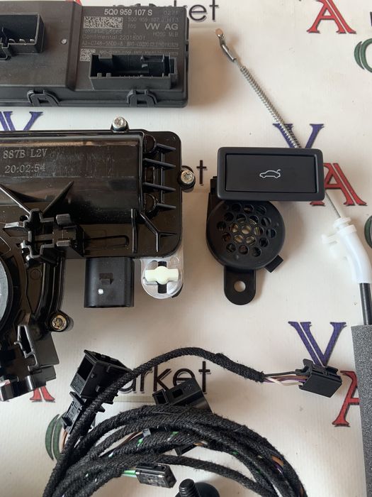 Електропривід кришки багажника Skoda Karoq