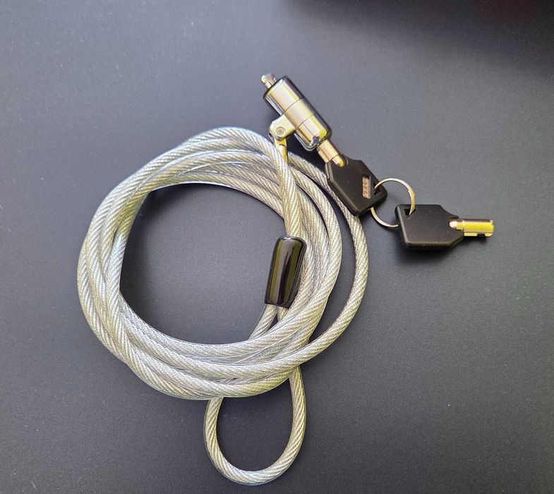 linka zabezpieczająca laptop Blokada do laptopów z kluczem