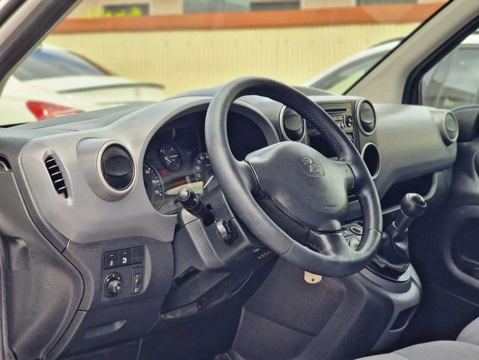 PEUGEOT PARTNER LONGA L2 1.6HDI 90CV "3 LUGARES"