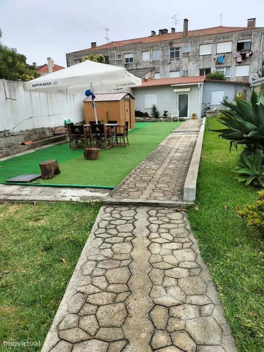 Apartment with terrace in Rua de Pedro Hispano, Porto