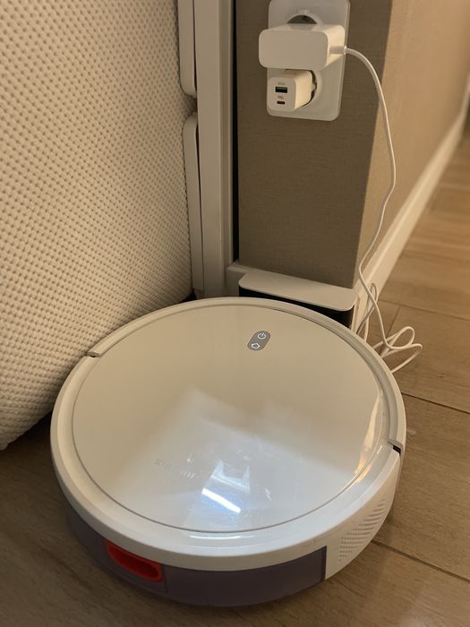 Пилосос миючий Xiaomi vacuum e10